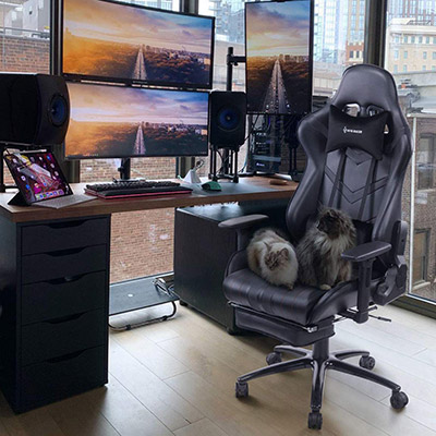 VON-RACER-Massage-Gaming-Chair-at-the-office